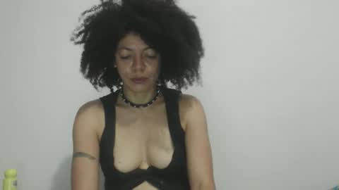 DreamyLatina online show from April 2, 12:19 am