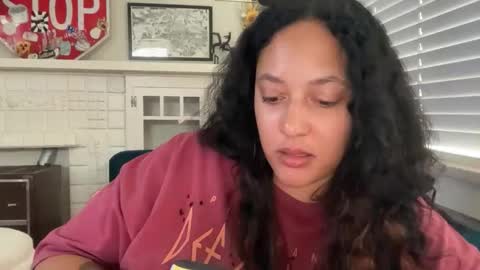 RIRI OR DREAMY online show from February 18, 12:17 am