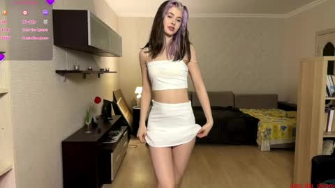 Dia online show from April 16, 9:39 pm