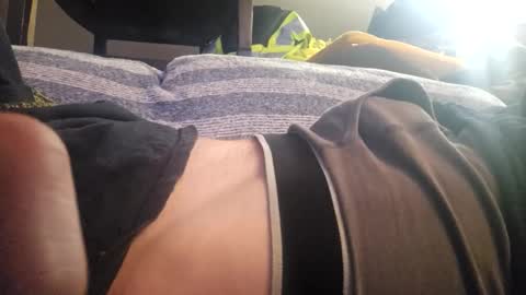 Snapshot of drew8649890274 chatting on December 4, 11:57 pm drew8649890274 online show from December 4, 11:57 pm