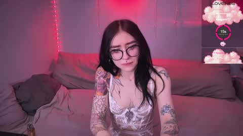 Tara  Sonny online show from February 9, 10:43 pm