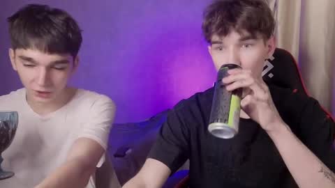 Mark online show from May 10, 6:35 pm