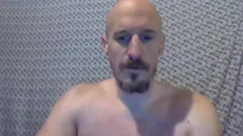 Snapshot of drip429375 chatting on December 22, 9:12 pm drip429375 online show from December 22, 9:12 pm