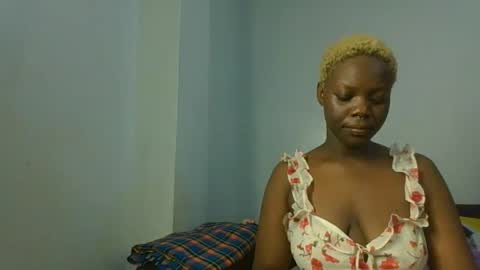 Snapshot of drip_doll_ chatting on February 2, 6:06 pm Kimberly online show from February 2, 6:06 pm