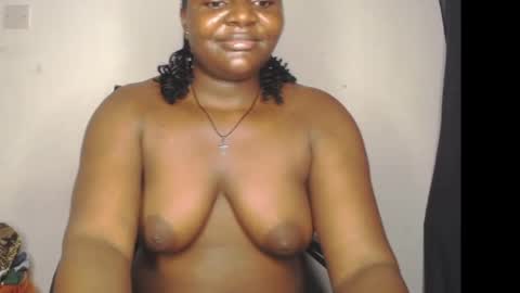 Snapshot of dripping_pussy0 chatting on September 23, 12:08 pm Layla online show from September 23, 12:08 pm