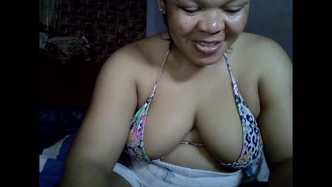 Snapshot of drippingnwet chatting on April 29, 11:03 am drippingnwet online show from April 29, 11:03 am