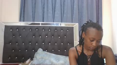 drippingqueenxoxo online show from March 2, 7:09 am