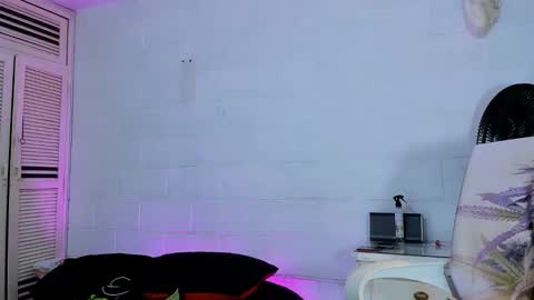 drippyorlove online show from March 15, 6:58 pm