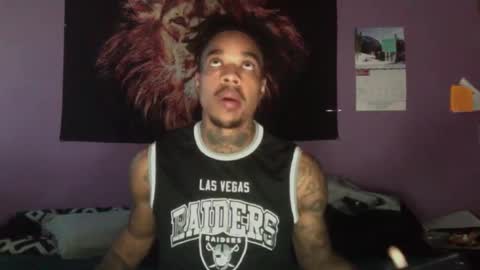 Snapshot of dripthehit chatting on January 10, 9:42 pm dripthehit online show from January 10, 9:42 pm