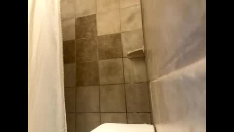 drizzlingdan online show from April 18, 3:32 am