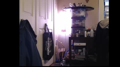 Snapshot of drmbigg chatting on December 8, 2:09 pm Hello Hope you enjoy what you see. I love attention in dirty talk and tips thickcock edging precum dirtyTalk C2C online show from December 8, 2:09 pm