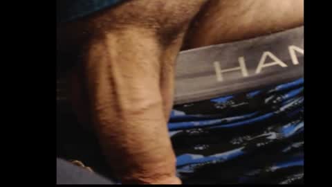 Snapshot of drmbigg chatting on November 8, 4:12 am Hello Hope you enjoy what you see. I love attention in dirty talk and tips thickcock edging precum dirtyTalk C2C online show from November 8, 4:12 am