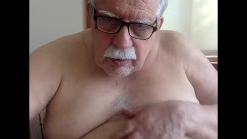 drnick069 online show from March 30, 9:05 pm