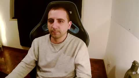 droooooones online show from February 22, 11:46 pm