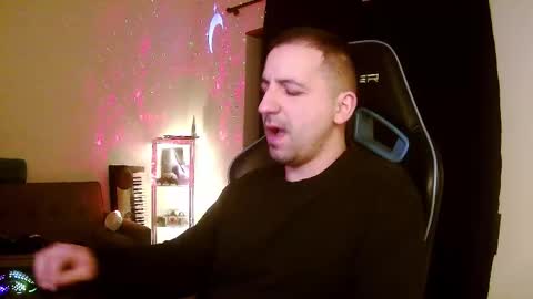 droooooones online show from March 7, 11:16 pm