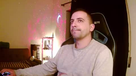 droooooones online show from March 11, 11:48 pm