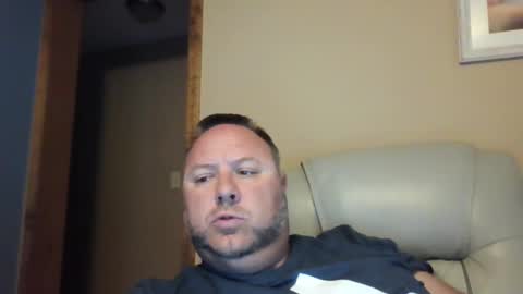 Snapshot of drow0909 chatting on October 6, 11:29 am Drow online show from October 6, 11:29 am