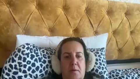 Dr. Resa online show from March 4, 9:40 am