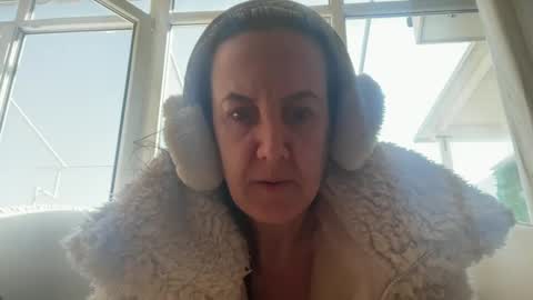 Dr. Resa online show from March 5, 11:38 am