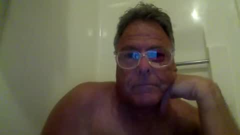 drummersrock92118 online show from April 6, 1:36 am