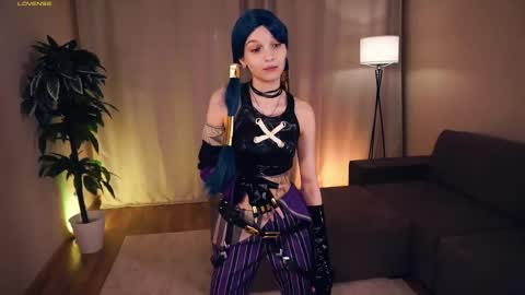 Snapshot of drutywerri chatting on March 8, 6:21 am Polly day and Amelia night online show from March 8, 6:21 am