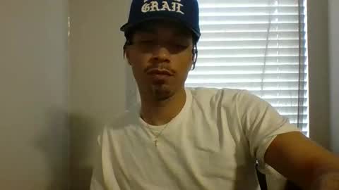 Snapshot of dubz07 chatting on April 27, 10:30 pm dubz07 online show from April 27, 10:30 pm
