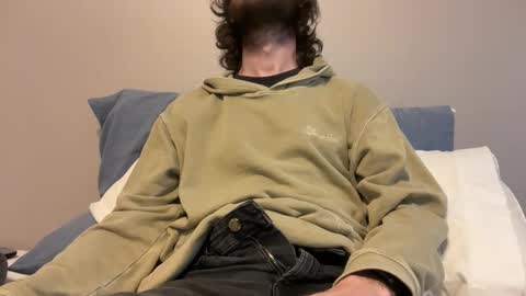 Snapshot of dudedoesdenver chatting on April 29, 11:22 pm Max online show from April 29, 11:22 pm