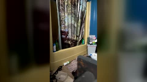 Snapshot of dugawuga chatting on March 31, 10:32 pm dugawuga online show from March 31, 10:32 pm