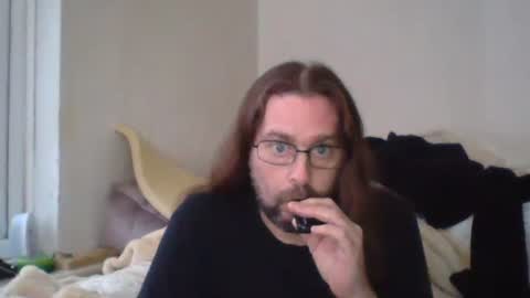 Snapshot of dukenucum73 chatting on December 2, 3:58 pm chris online show from December 2, 3:58 pm