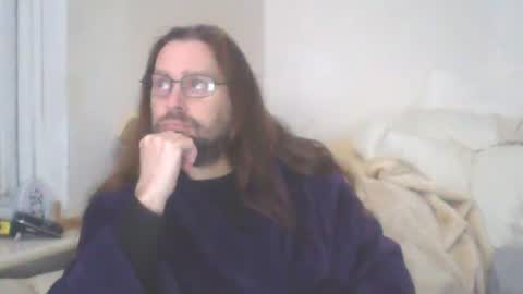 Snapshot of dukenucum73 chatting on January 1, 4:39 pm chris online show from January 1, 4:39 pm