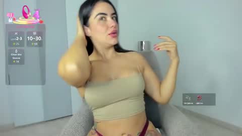 Snapshot of dulce1_ chatting on July 6, 9:17 am Dulce online show from July 6, 9:17 am