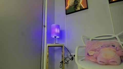 dulce__fiore07 online show from January 16, 12:09 pm