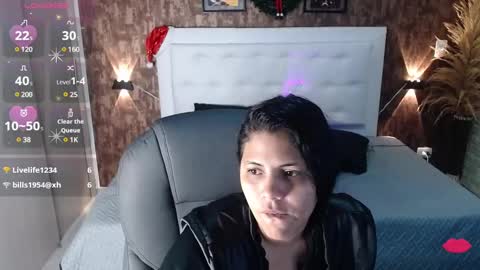 Snapshot of dulce__love69 chatting on December 15, 10:37 pm Dulce love69 online show from December 15, 10:37 pm