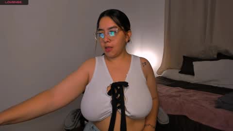 Snapshot of dulce_brithany chatting on September 29, 1:38 pm dulce brithany online show from September 29, 1:38 pm