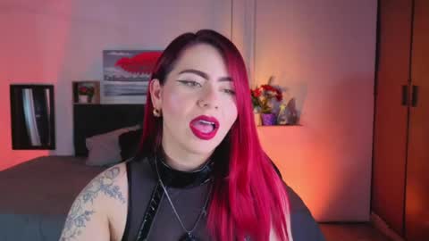 Snapshot of dulce_charlottee chatting on April 20, 7:26 pm DULCE online show from April 20, 7:26 pm