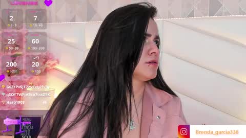 Snapshot of dulce_hiil_ chatting on December 23, 7:49 am Monday 5-2 am From Tuesday to Friday5-1 am Colombia time online show from December 23, 7:49 am