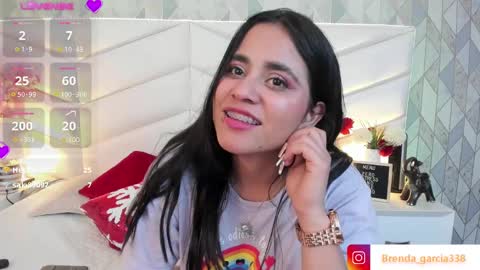 Snapshot of dulce_hiil_ chatting on December 27, 2:36 am Monday 5-2 am From Tuesday to Friday5-1 am Colombia time online show from December 27, 2:36 am