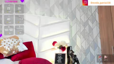 Snapshot of dulce_hiil_ chatting on December 28, 1:39 am Monday 5-2 am From Tuesday to Friday5-1 am Colombia time online show from December 28, 1:39 am