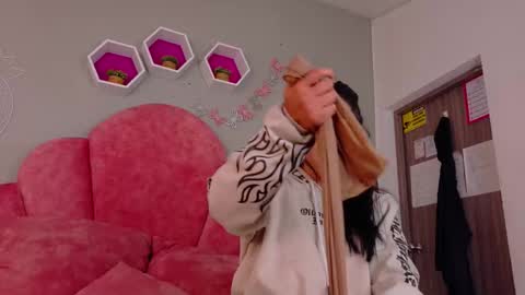 Snapshot of dulceaurora_ chatting on September 9, 12:10 am DULCE AURORA online show from September 9, 12:10 am