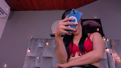 Snapshot of dulceaurora_ chatting on October 23, 3:06 am DULCE AURORA online show from October 23, 3:06 am