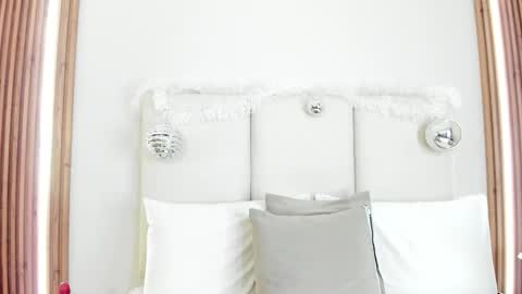 Dulce online show from December 19, 11:23 pm