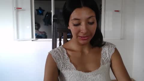 dulceisabellax online show from September 9, 4:50 pm