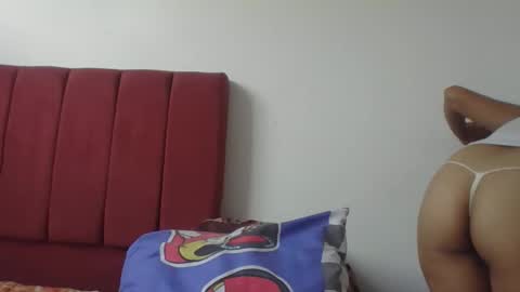 Snapshot of dulcekatty18 chatting on September 21, 1:13 pm dulcekatty18 online show from September 21, 1:13 pm