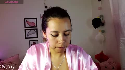 Dulce online show from February 13, 1:23 am