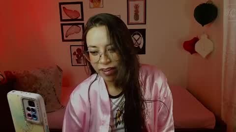 Dulce online show from April 9, 6:19 am