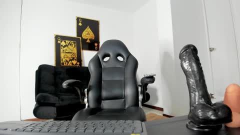 Snapshot of dulcepurnimaqos chatting on February 11, 12:37 pm Dulce Purnima online show from February 11, 12:37 pm