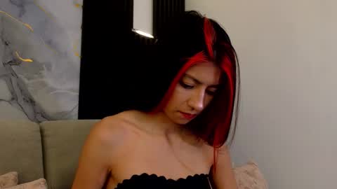 Snapshot of dulcetorresvg chatting on February 4, 3:12 am Dulce online show from February 4, 3:12 am