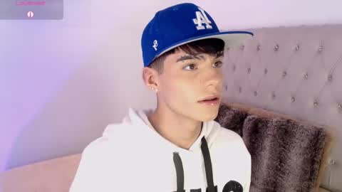 Dulcey online show from October 6, 7:17 am