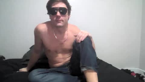 Snapshot of dumbfithungdildoboy chatting on February 25, 5:41 am dumbfithungdildoboy online show from February 25, 5:41 am