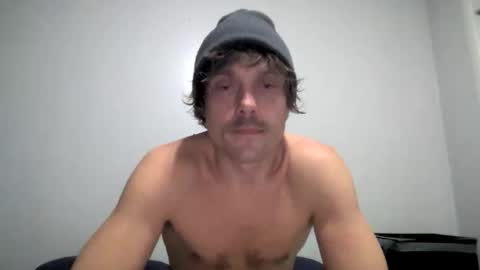 Snapshot of dumbfithungdildoboy chatting on November 12, 6:58 am dumbfithungdildoboy online show from November 12, 6:58 am